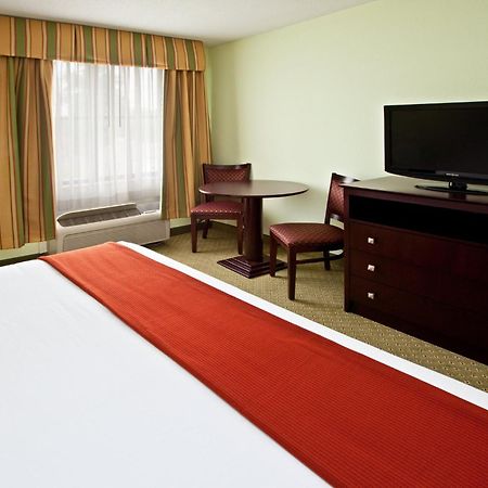 Holiday Inn Express Scottsburg By Ihg Exterior foto