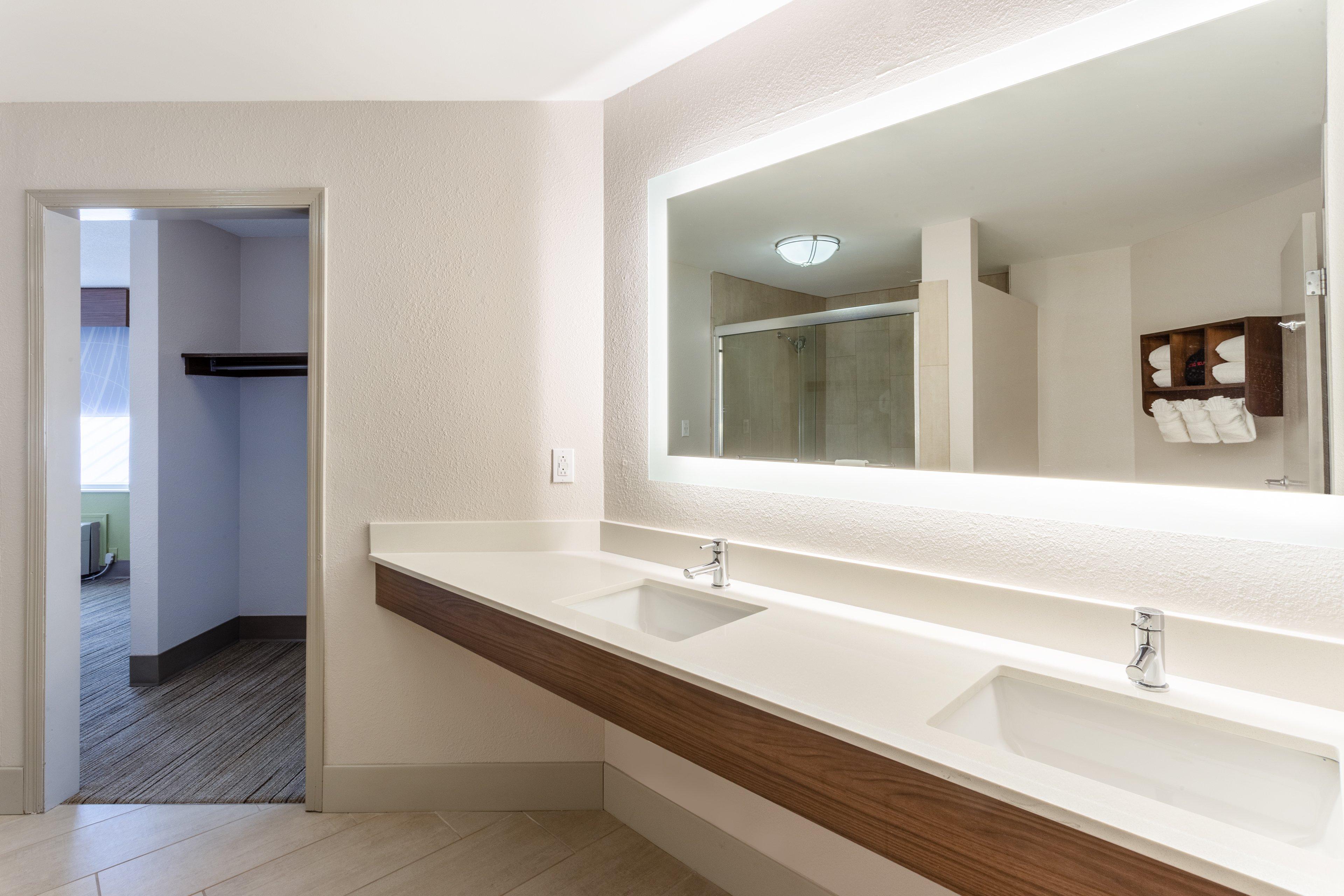 Holiday Inn Express Scottsburg By Ihg Exterior foto